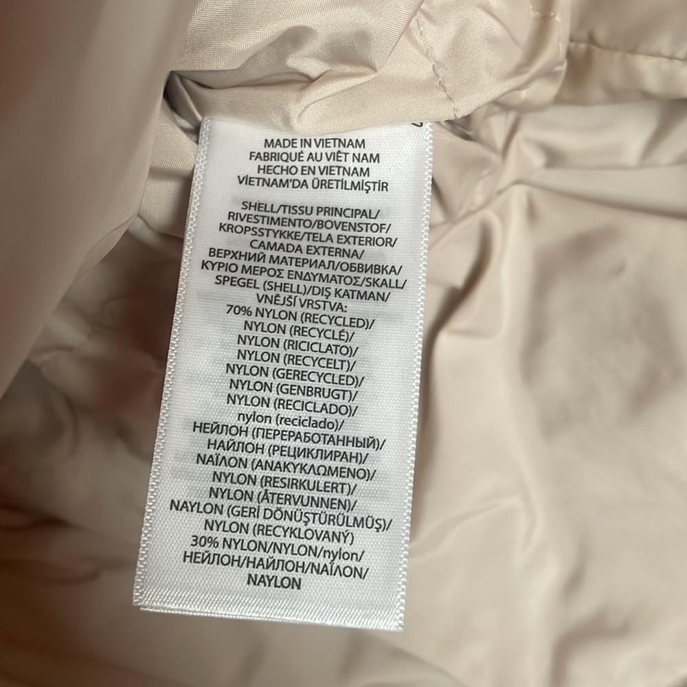 RLX Ralph Lauren Beige Women's Windbreaker Jacket Is NWT. Sz Small. - Picture 5 of 7